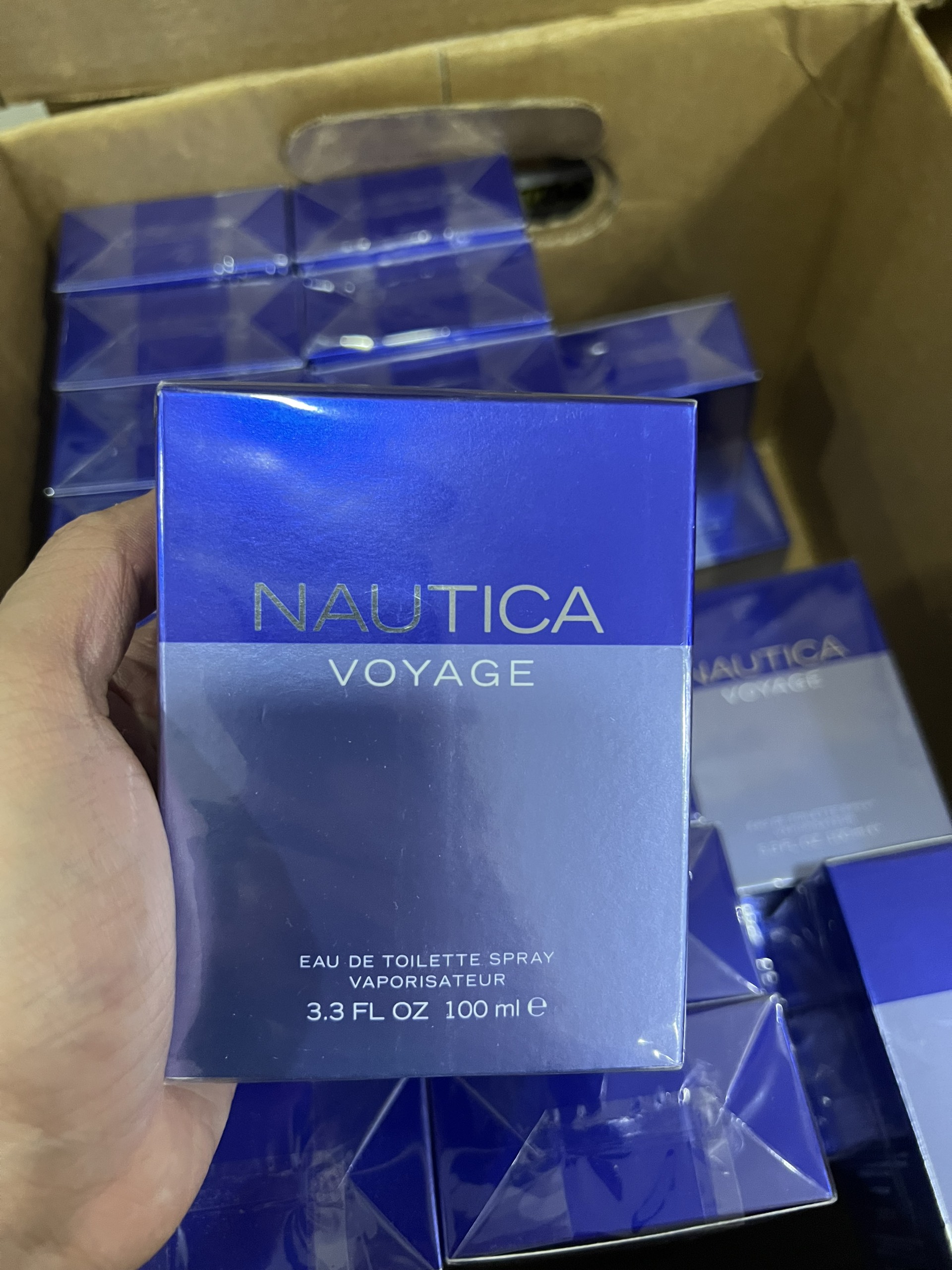 Nước hoa nautica voyage edt spray 100ml