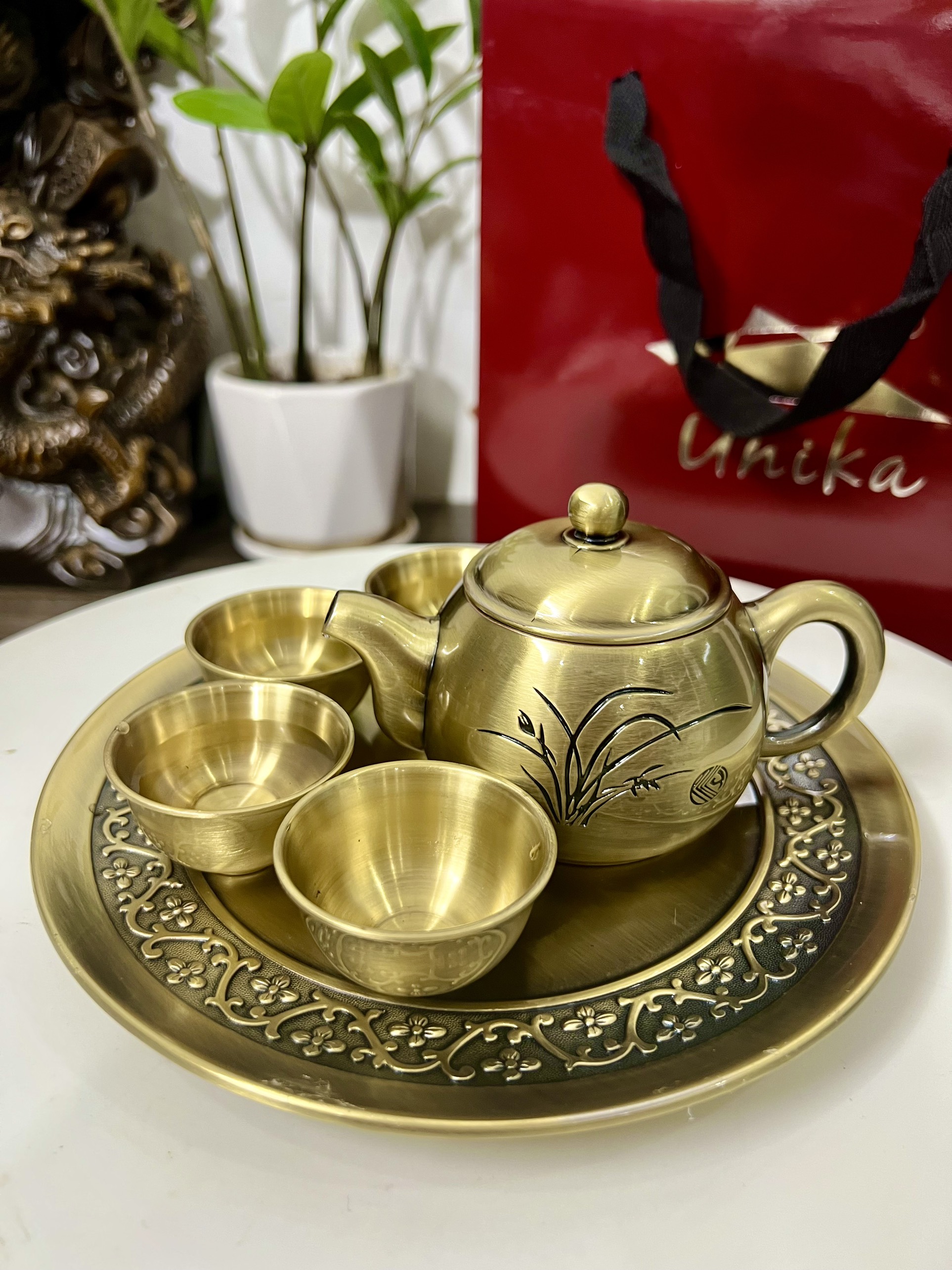 Bộ ấm chén đồng họa tiết cây lúa vàng