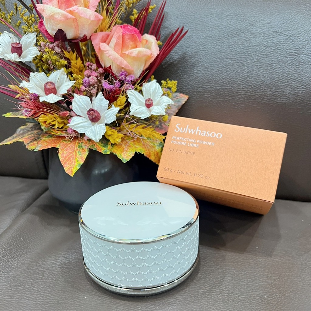 Phấn phủ dạng bột đỉnh cao nhất sulwhasoo thuộc tập đoàn amore pacific