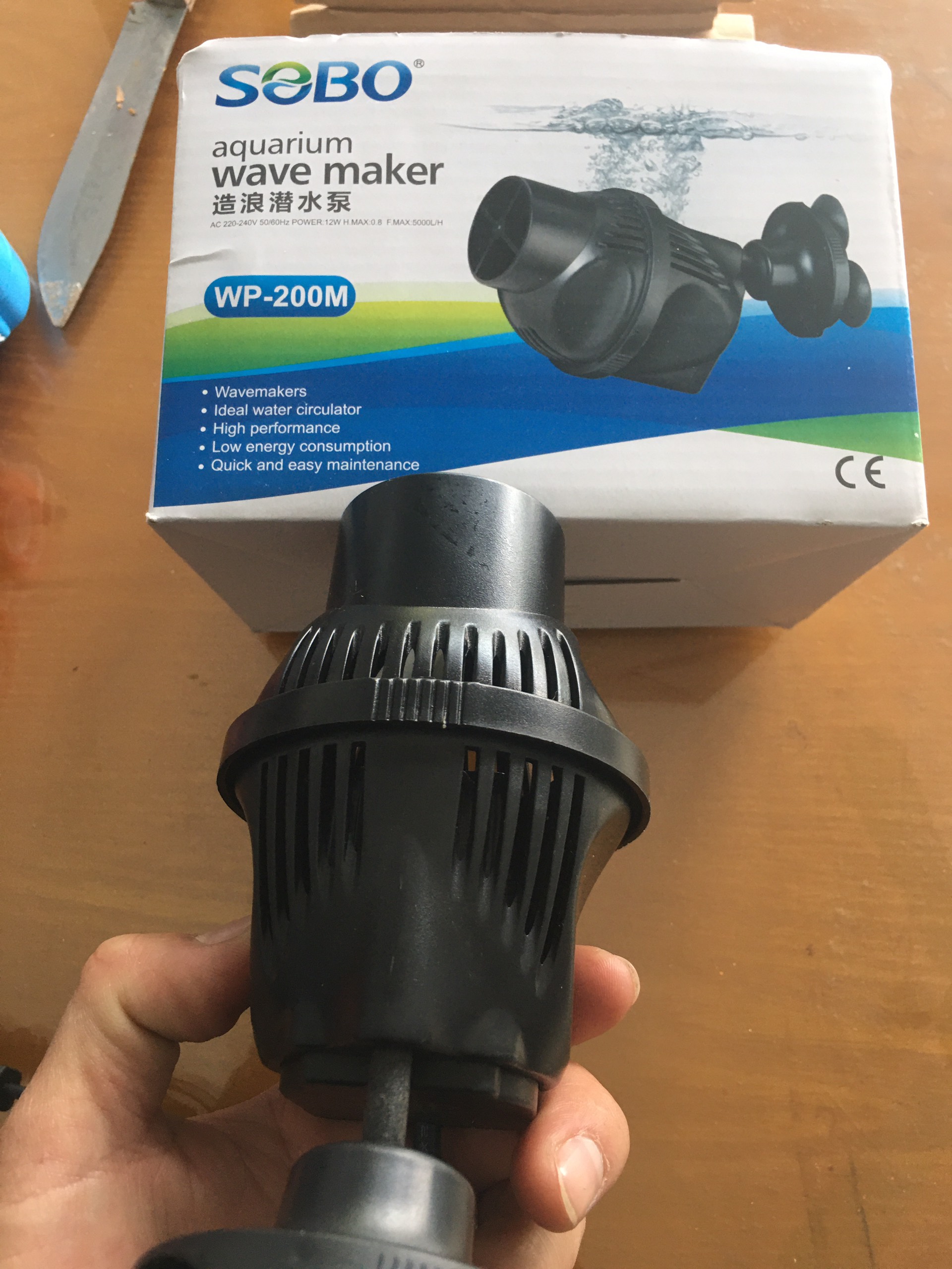 Máy thổi luồng,tạo sóng,đẩy cặn bẩn sobo wp-200m dùng cho bể cá cảnh,bể cá koi.