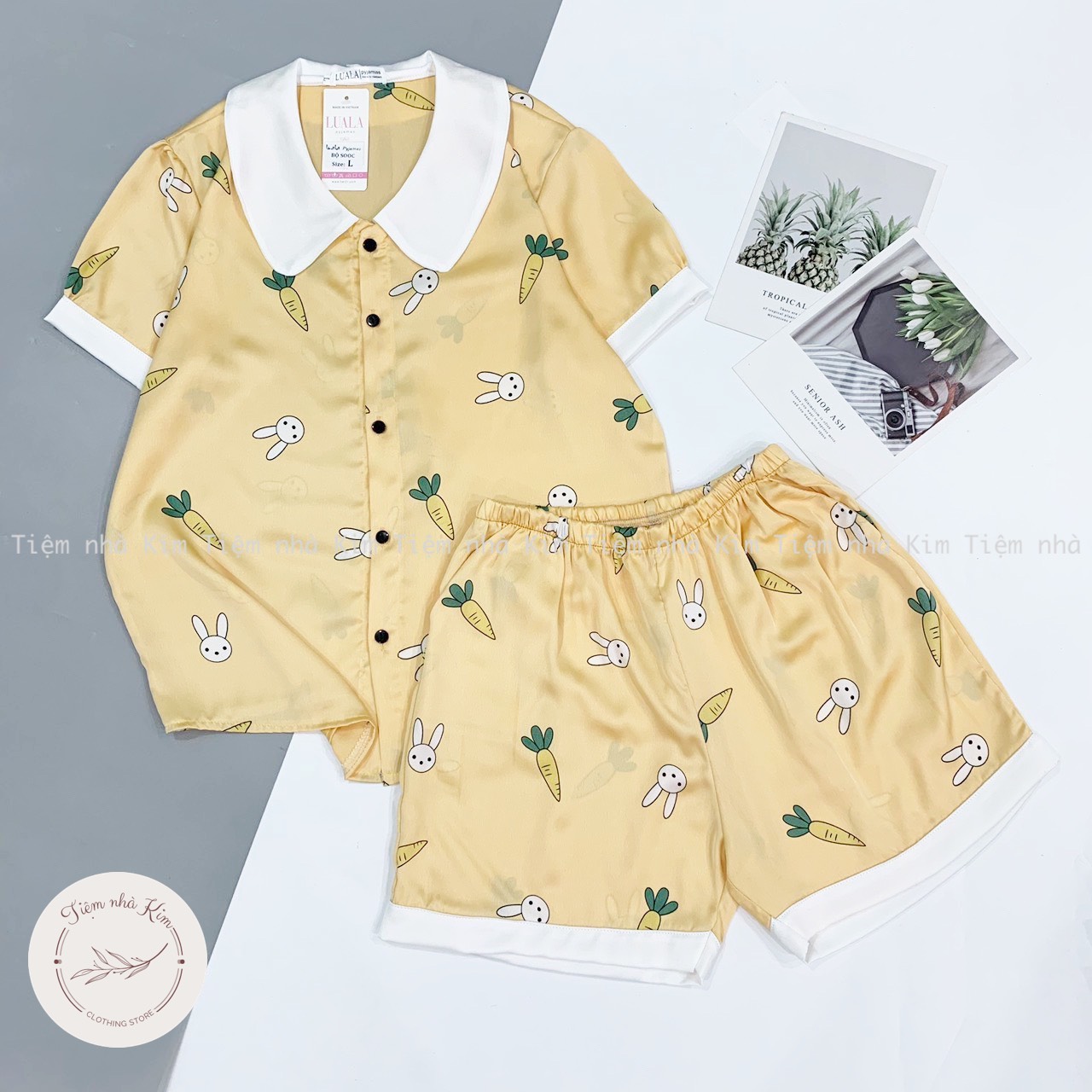 Bộ pijama lụa satin - bộ mặc nhà cộc đùi - mẫu vàng