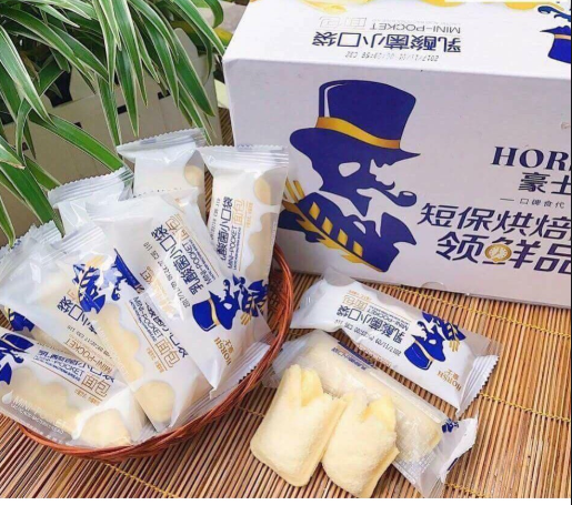 Bánh Sandwich nhân kem sữa chua