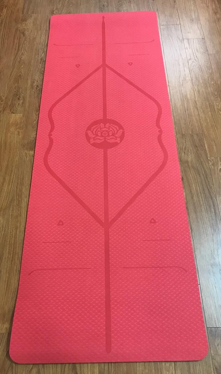 Thảm tập Yoga TPE Định tuyến 8mm (Tặng túi đựng thảm + Dây buộc)