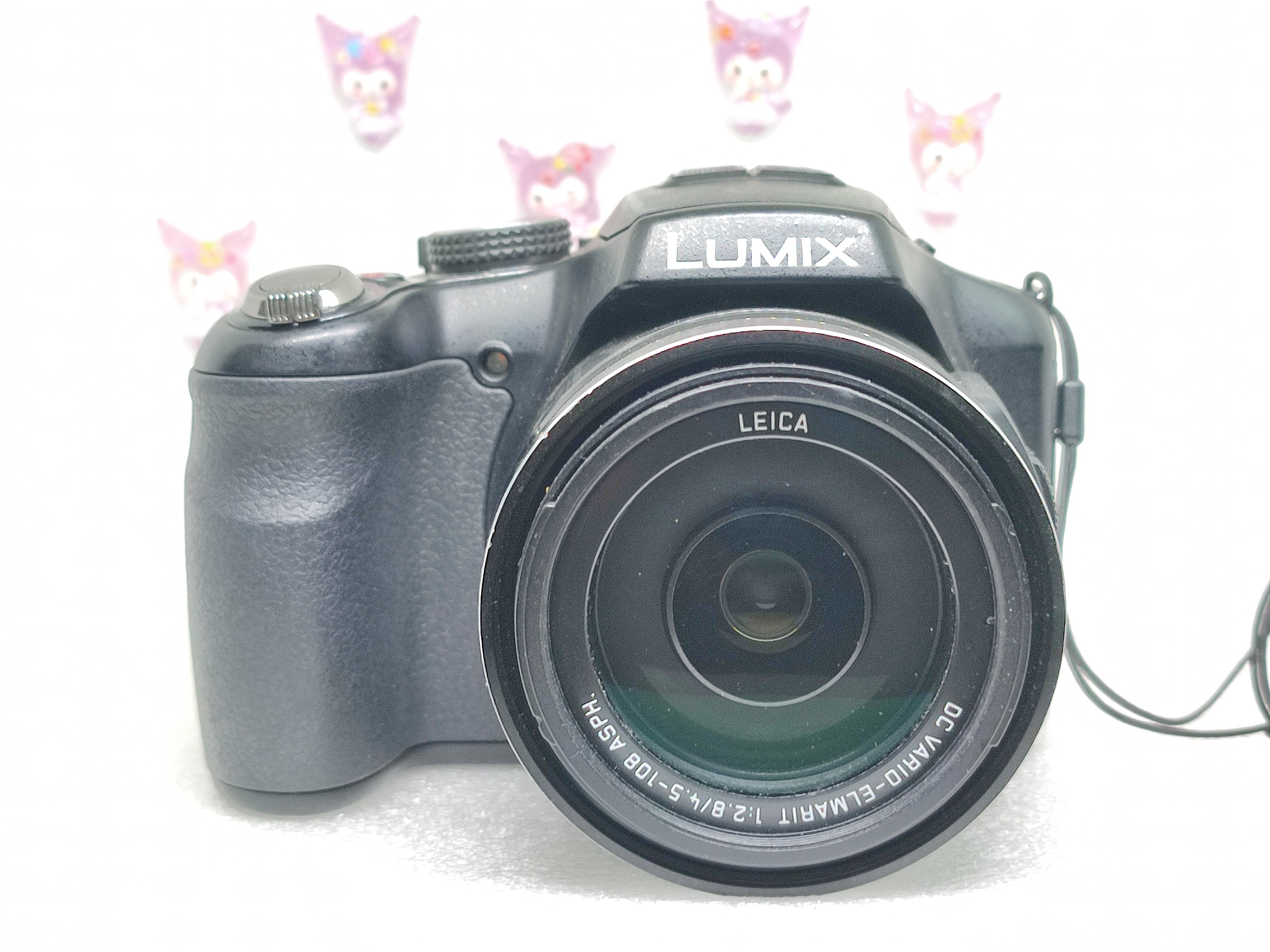 Máy ảnh Panasonic Lumix FZ200 - tiếng anh - màn xoay lật - zoom 24x