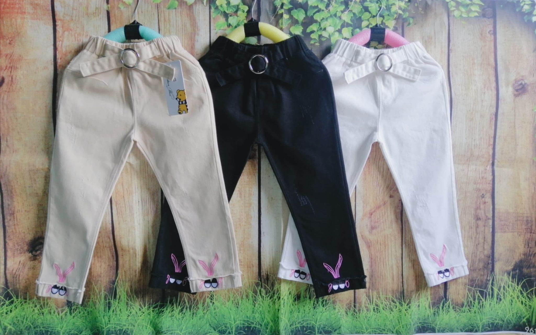 Quần kaki nữ cho bé chất mềm mại lên form cực xinh