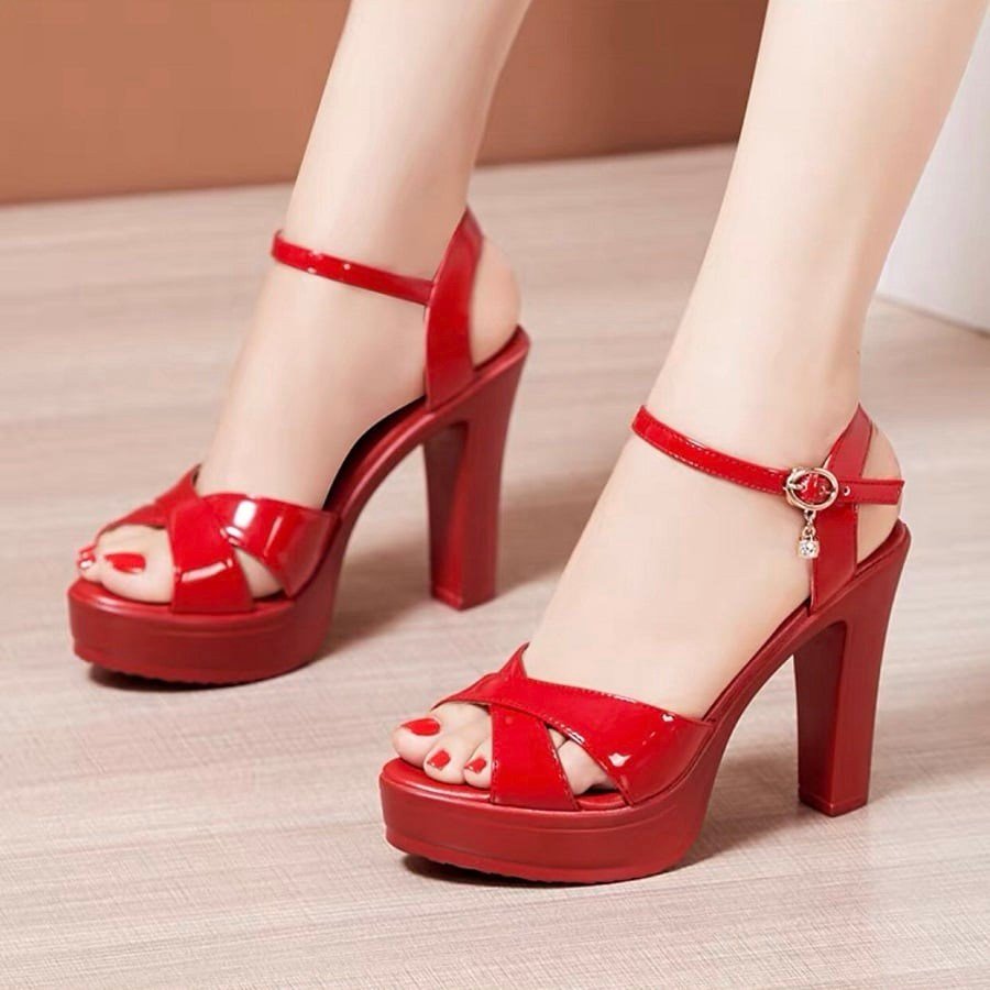 Giày sandal quai chéo 10p