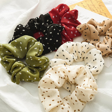 Dây buộc tóc Scrunchies chấm bi hot trend