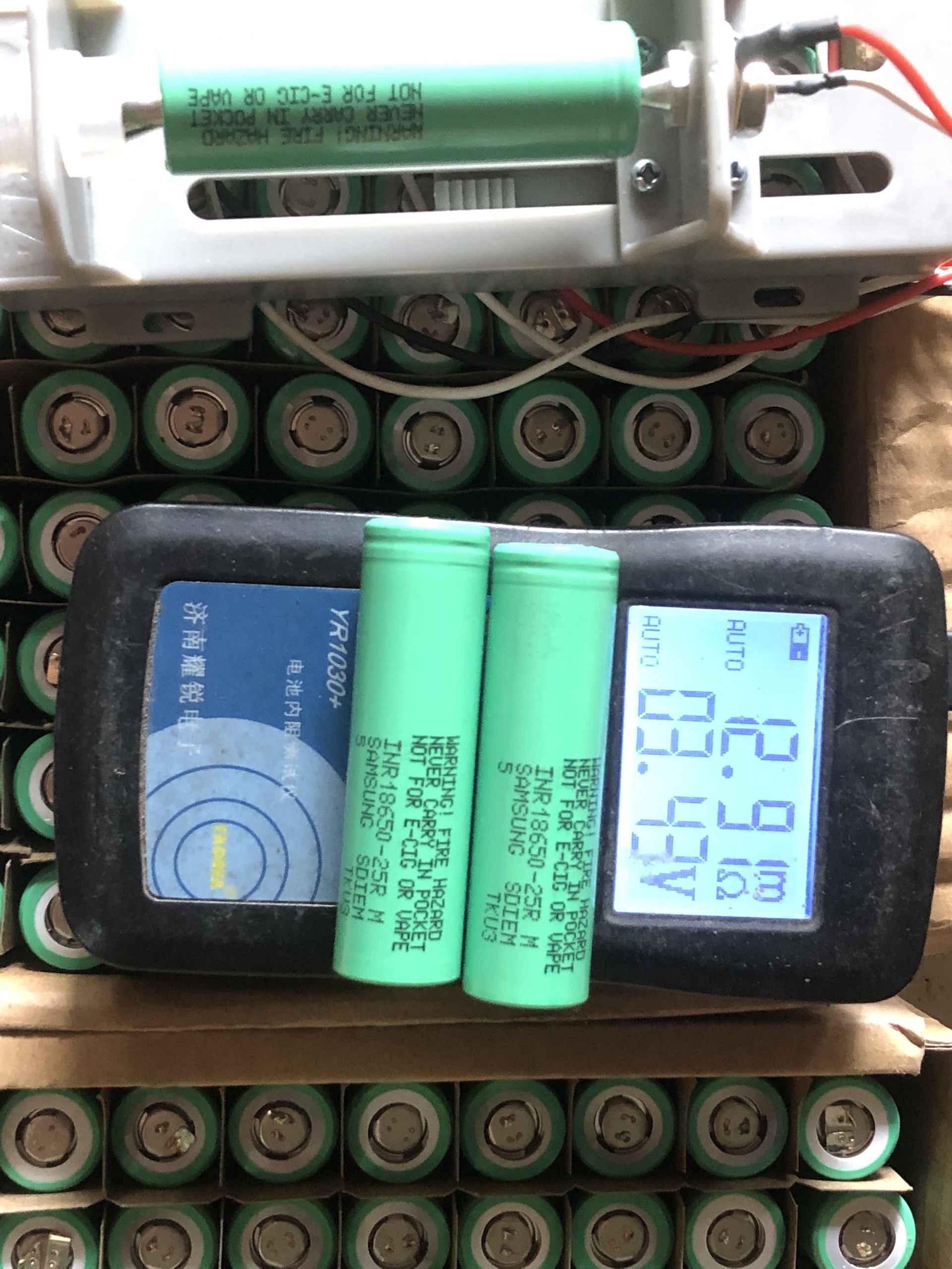 Pin tháo khối 18650 mã 2500mah xả cao