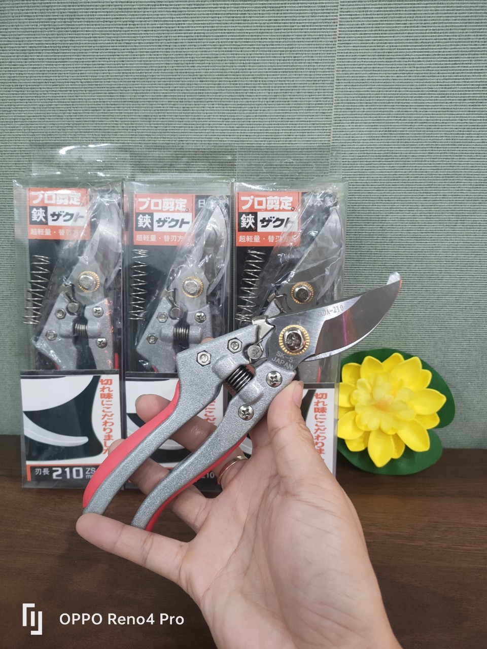 Kéo cắt cành cây sada 210 nhật bản kèm theo lò xo thứ 2 sơ cua