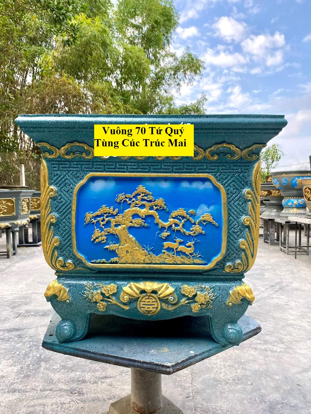 Khuôn đúc chậu cảnh Vuông 70cm chân liền, đổ miệng, bền, đẹp