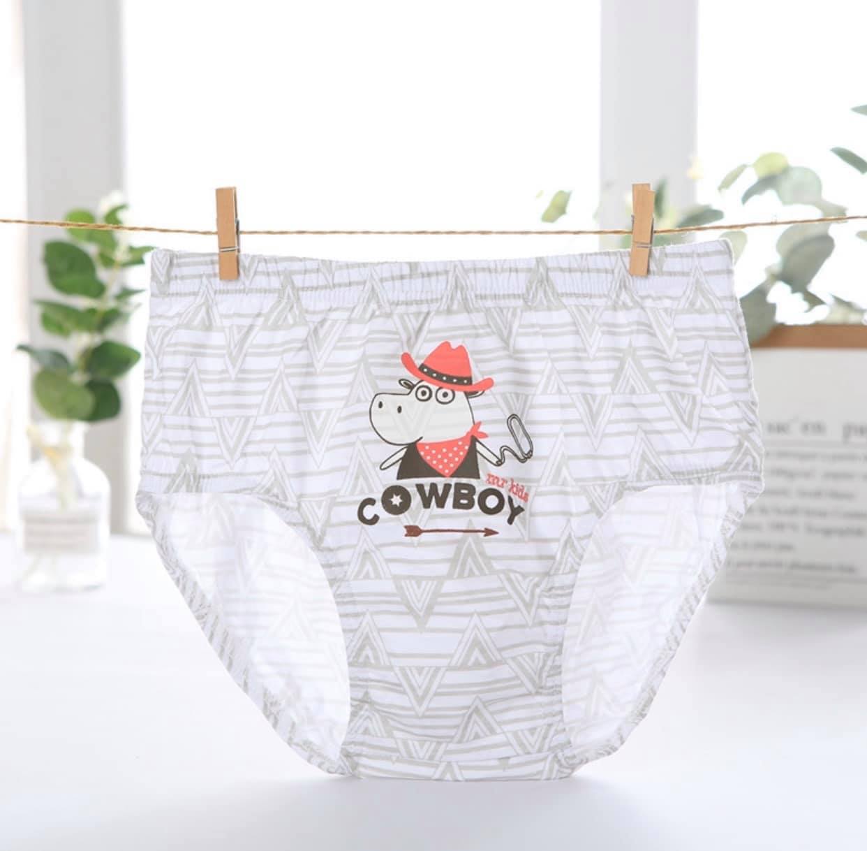 - Set 5 quần lót bé trai cotton Hàn Quốc mẫu Chú Chó Cowboy