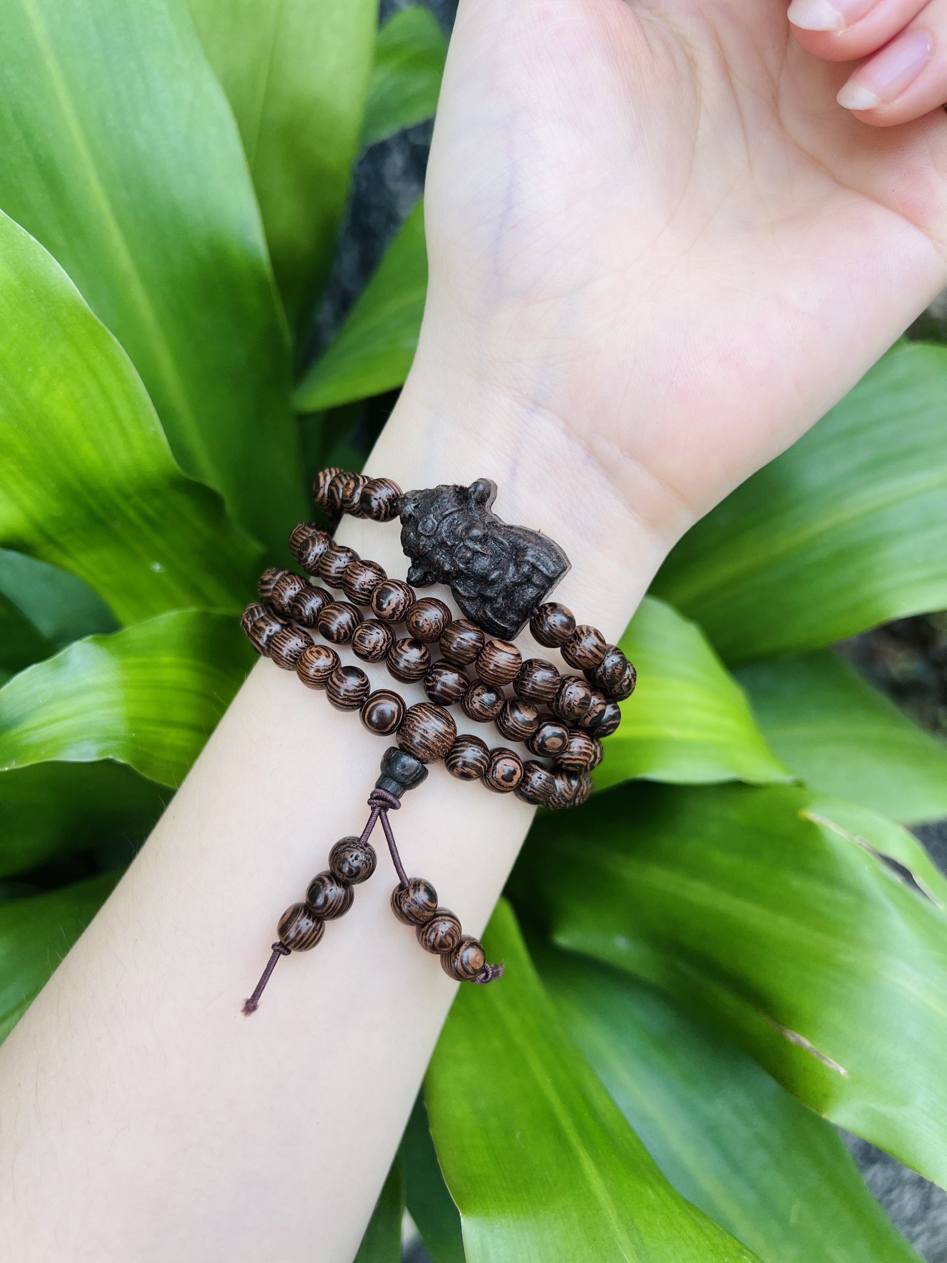 Vòng tay trầm hương, chuỗi vòng 108 hạt trầm mix thần tài, hoa sen 6li nhiều mẫu