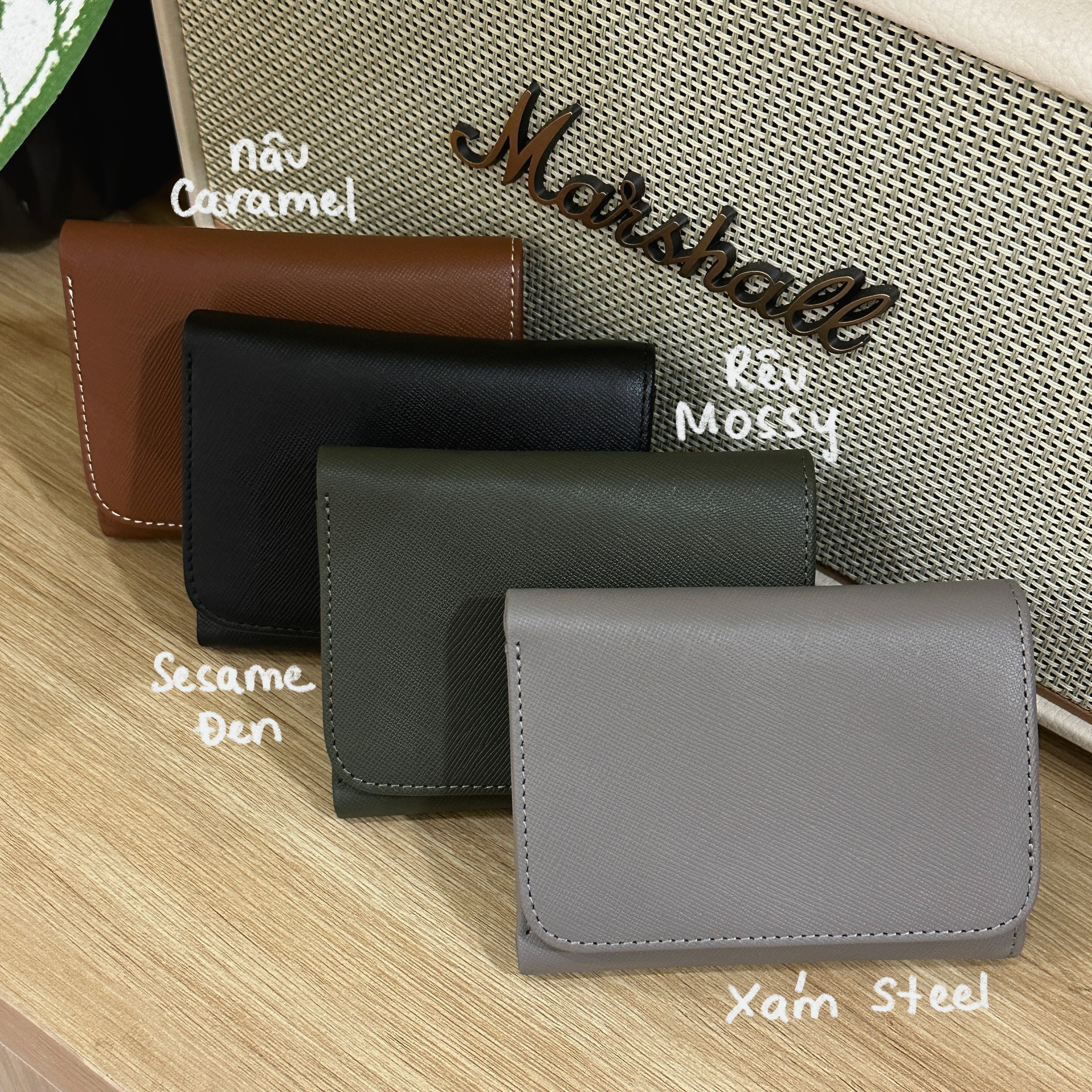 Nhập lazlook11 -15%| hoshi trifold wallet - ví gập ba da thật thiết kế ouithebrand