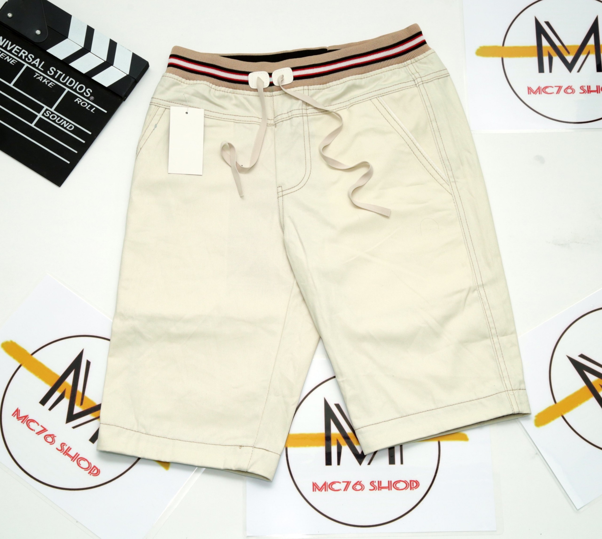 Quần short kaki nam lưng thun vải kaki mềm mịn