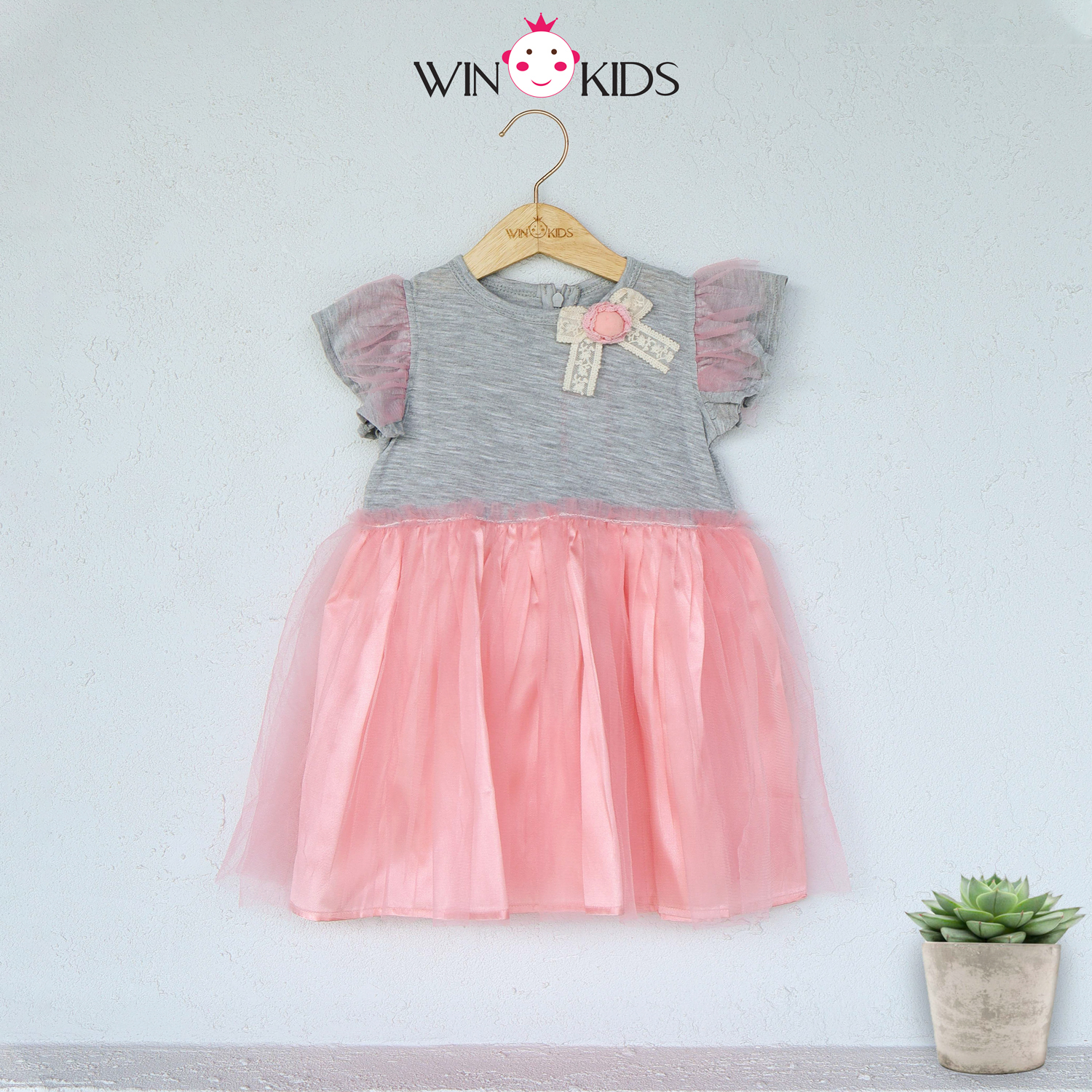 Đầm bé gái áo xám nơ váy hồng Winkids chuyên thời trang trẻ em WGE20073