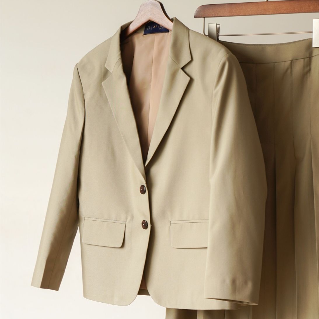 At Least Mini Blazer Áo Blazer