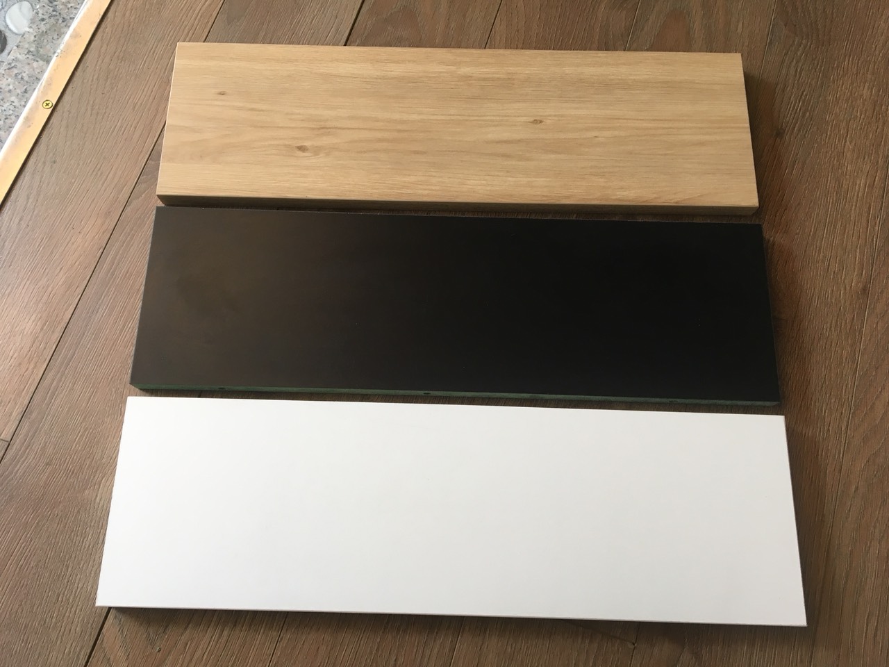 Bộ 2 kệ gỗ treo tường kích thước 500x150mm, kèm phụ kiện lắp ráp