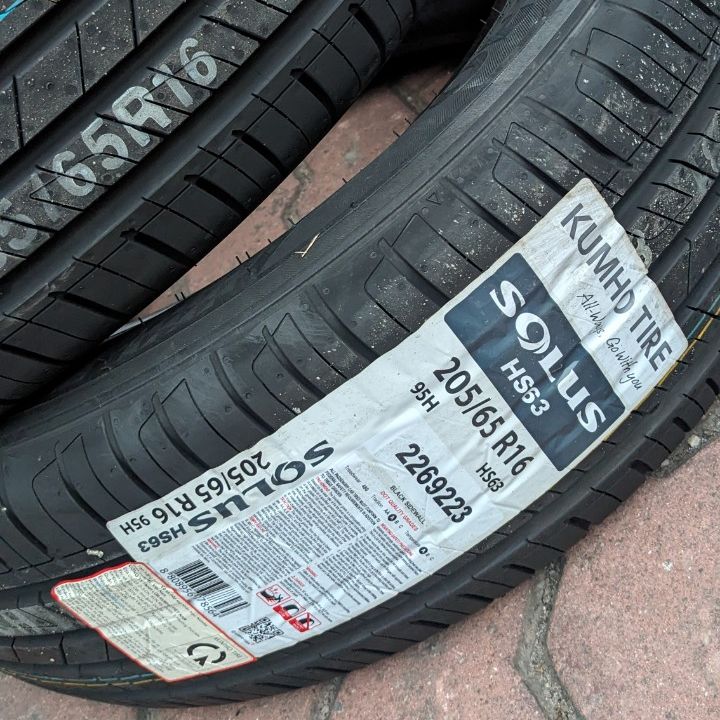 Lốp ô tô 205/65R16 Kumho HS63