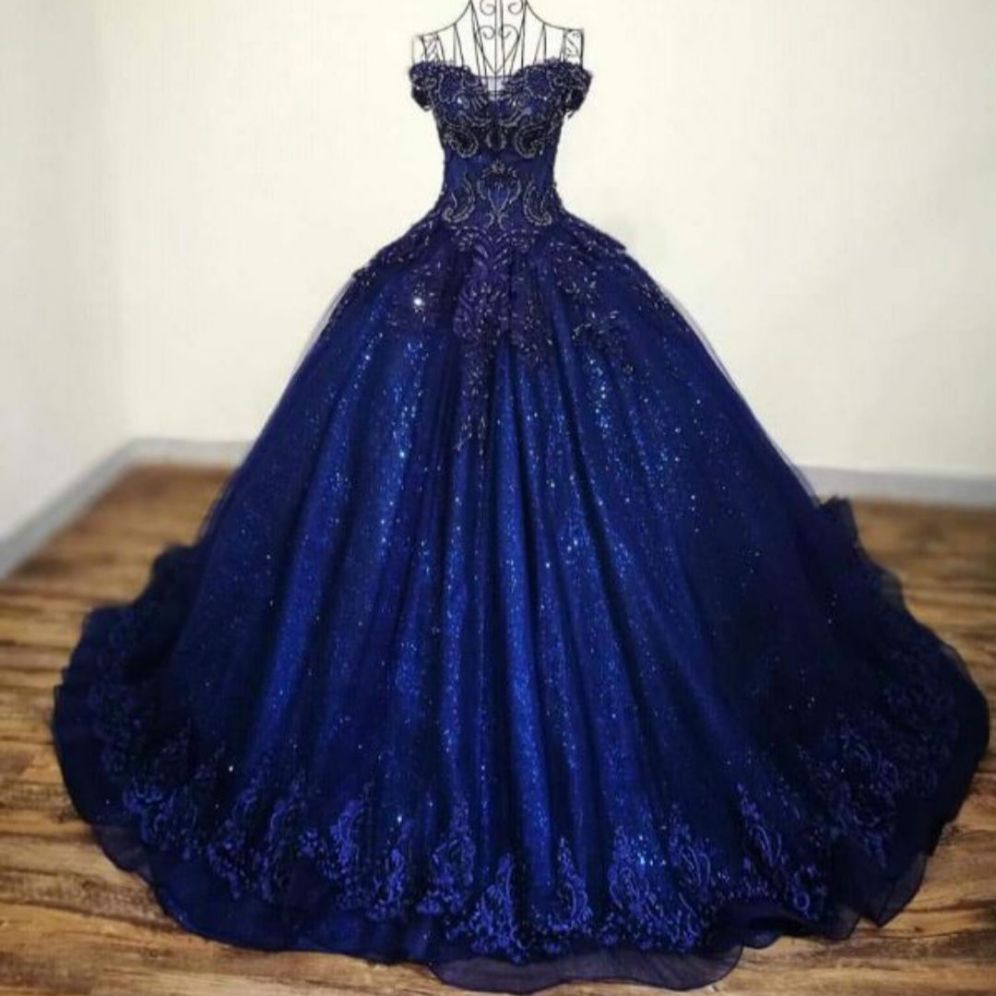 váy cưới tùng kim tuyến