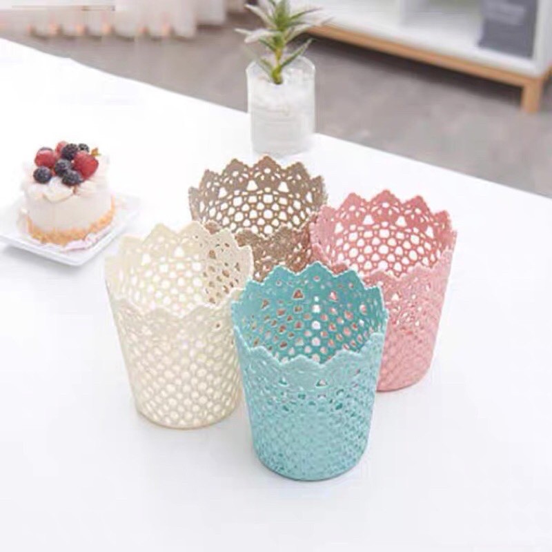 Giỏ nhựa/ sọt nhựa mini để đồ hình hoa