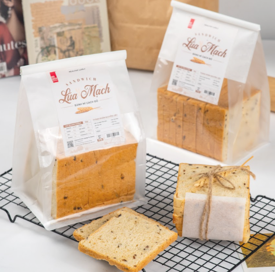 Bánh Mì Lúa Mạch Nảy Mầm 320gr Thương Hiệu Gạch Đỏ Người Ăn Kiêng Healthy Tốt Cho Sức Khỏe Dinh Dưỡng