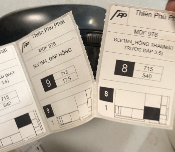 [HCM]Cuộn tem decal nhiệt 60x40 mm - Giấy in mã vạch CNC 6x4 dùng in tem phụ 40x60 Minicode dán lên sản phẩm hàng hóa giấy nhiệt 60*40 giấy in tem nội thất 40*60 nhãn dán