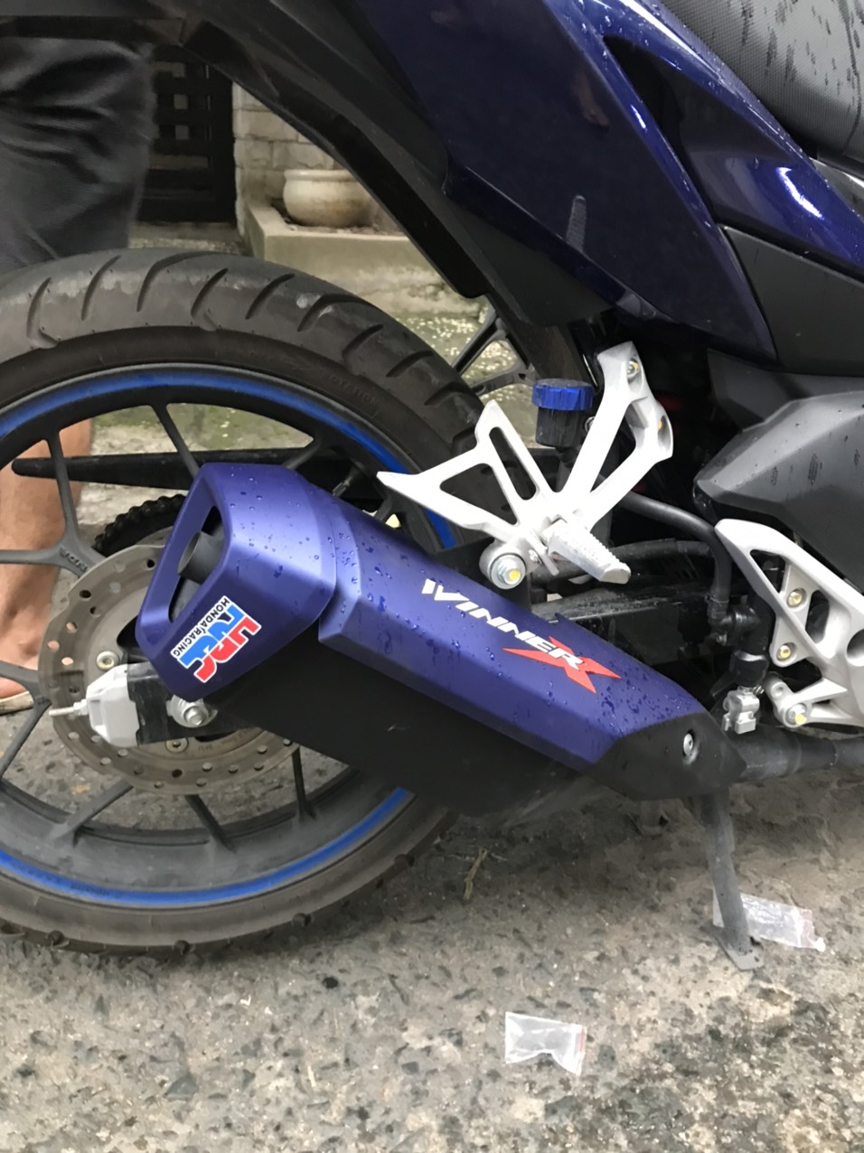[HCM]COMBO ỐP PÔ + CHỤP PÔ NƯỚC SƠN NHÁM CHO WINNER X
