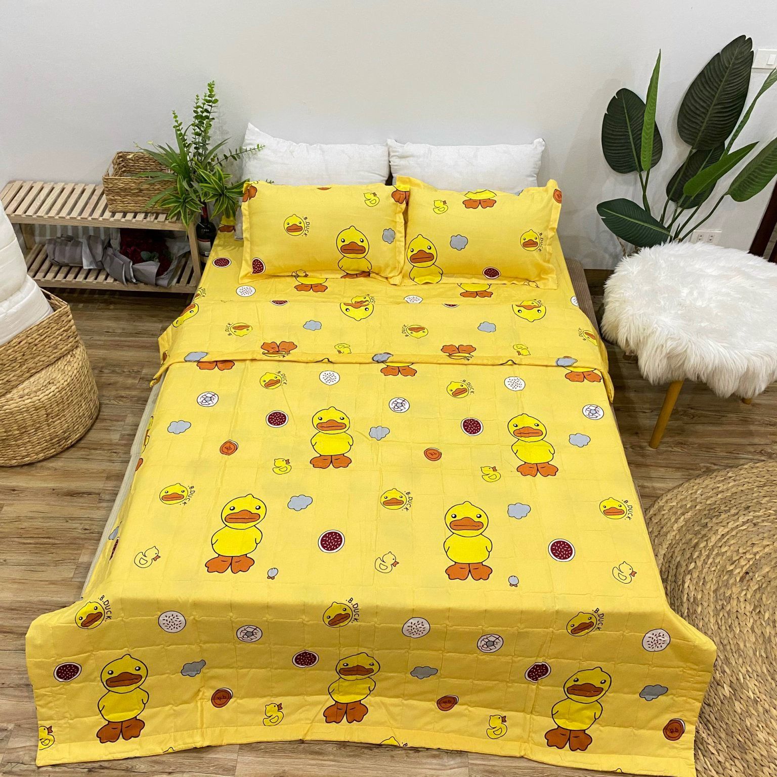 Bộ Chăn Ga Gối Cotton Poly - Vịt Non ( 3 Món , 4 Món , 5 Món ) Tiệm Nhà Cá