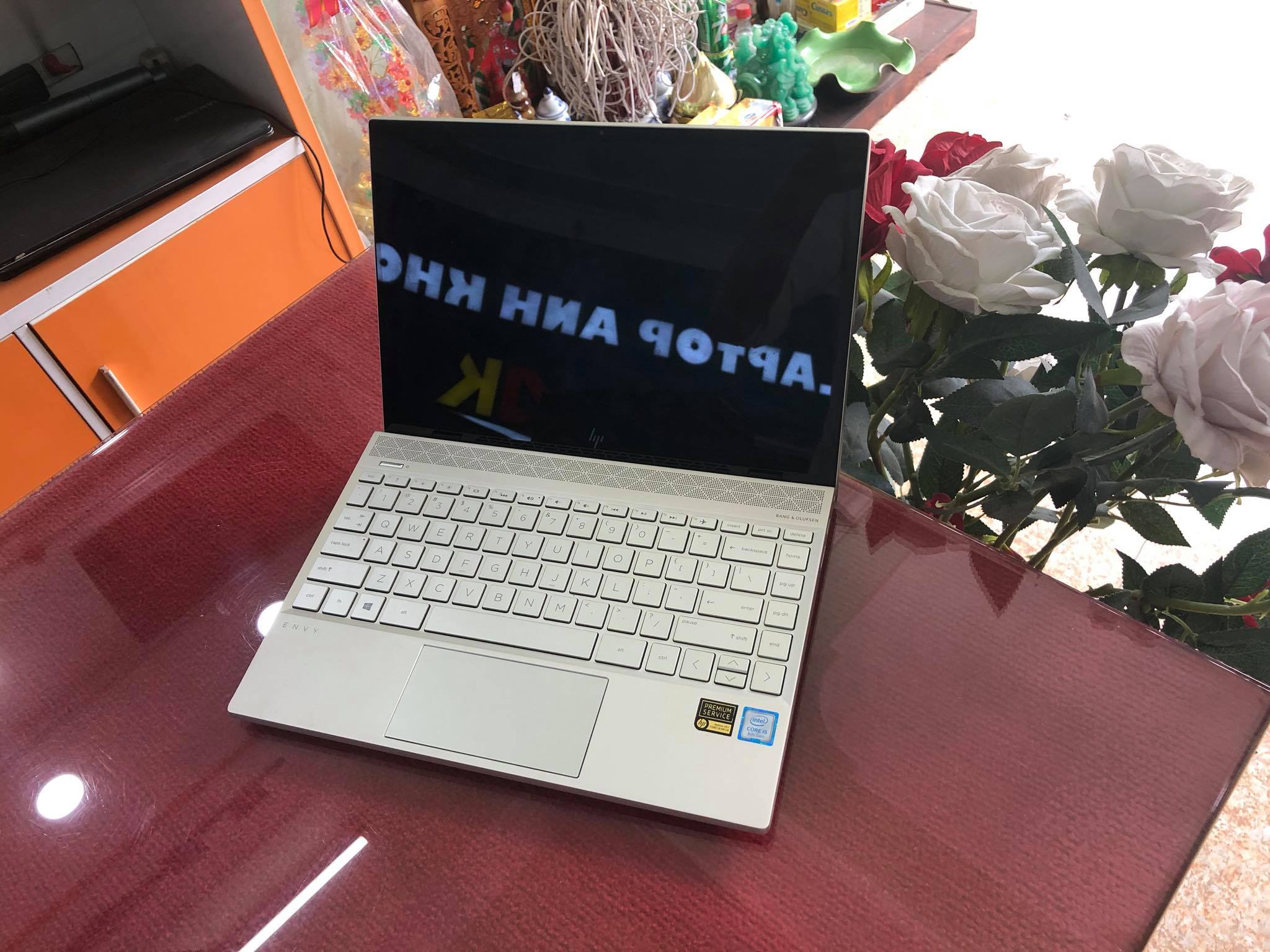 Laptop HP Envy 13-aq1021TU 8QN79PA (Core i5-10210U/ 8GB/ 256GB SSD/ 13.3 FHD/ WIN10) - Hàng Chính H.ãng