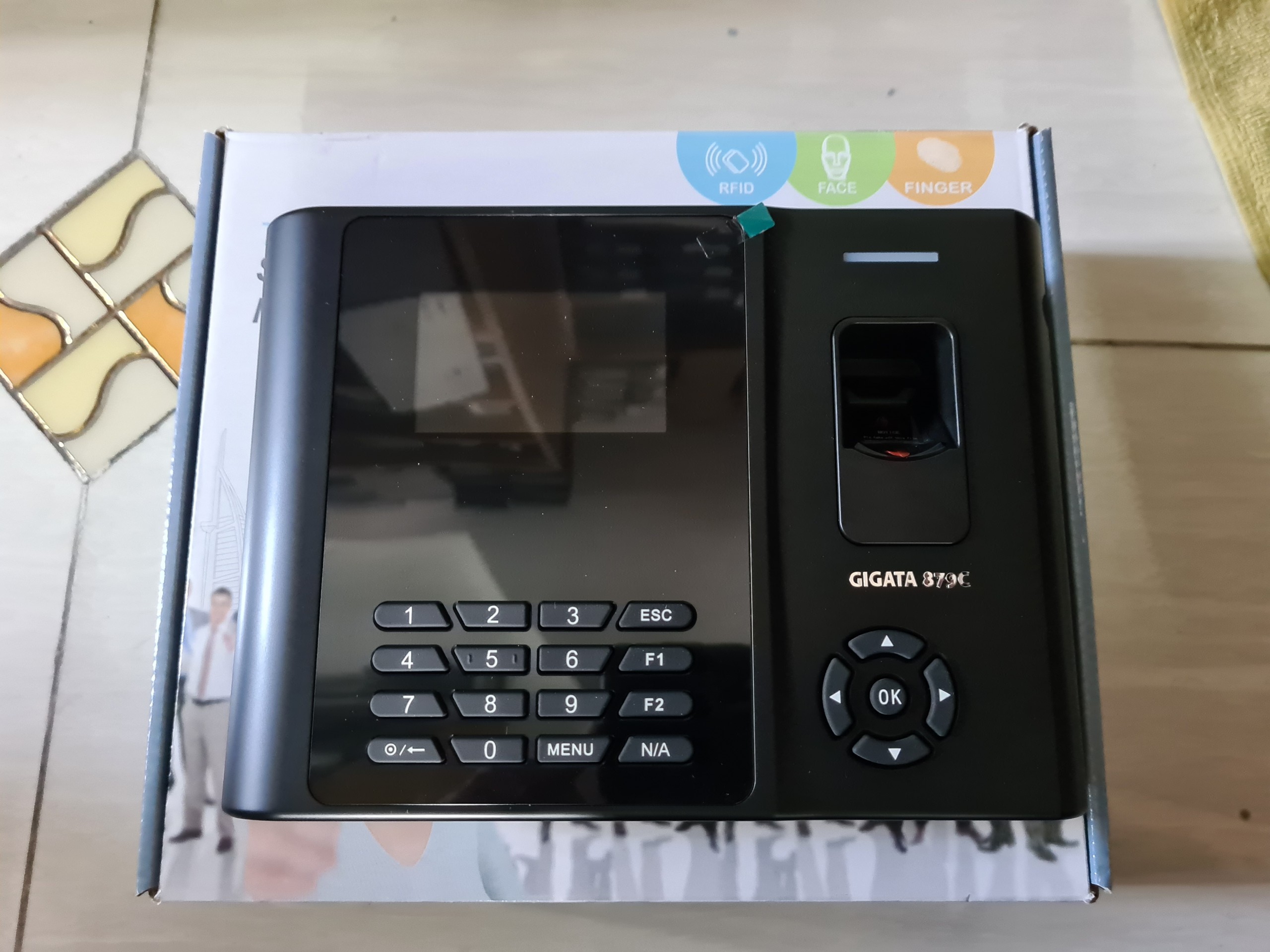 Máy Chấm Công GIGATA 879C