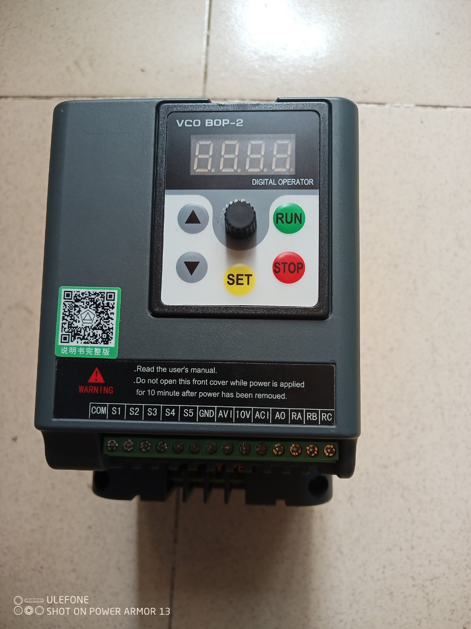 Biến tần nguồn điện vào một pha 220v ra 3 pha 220v 2.2kw