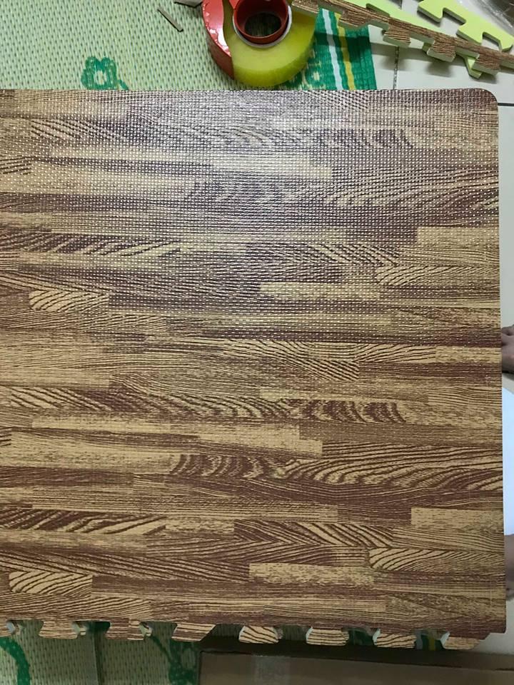 Bộ 9 tấm xốp vân gỗ lót sàn kt 60 x 60