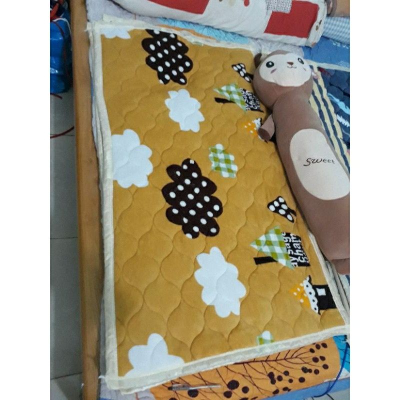 Thảm giường lưới cho bé