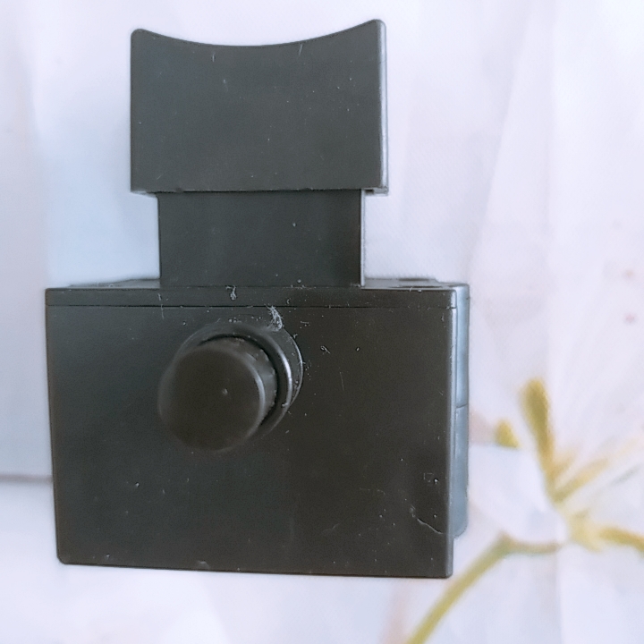 Công tắc máy cắt sắt 305mm