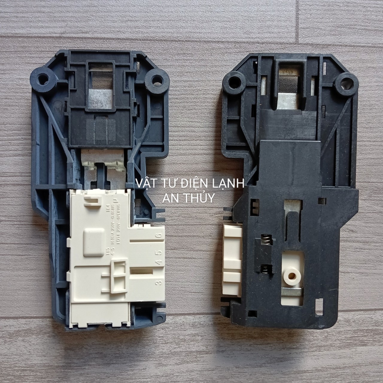 Công tắc cửa (khoá cửa) máy giặt ELECTROLUX đen 3 chân - khóa cửa máy giặt electrolux