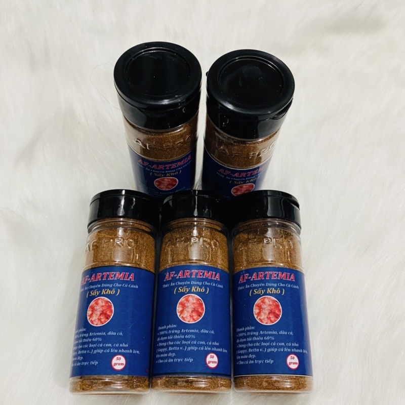 Artemia sấy khô thức ăn cá cảnh.