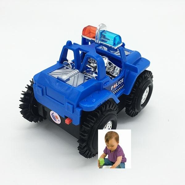 Hộp đồ chơi xe jeep nhào lộn dùng pin bánh lật