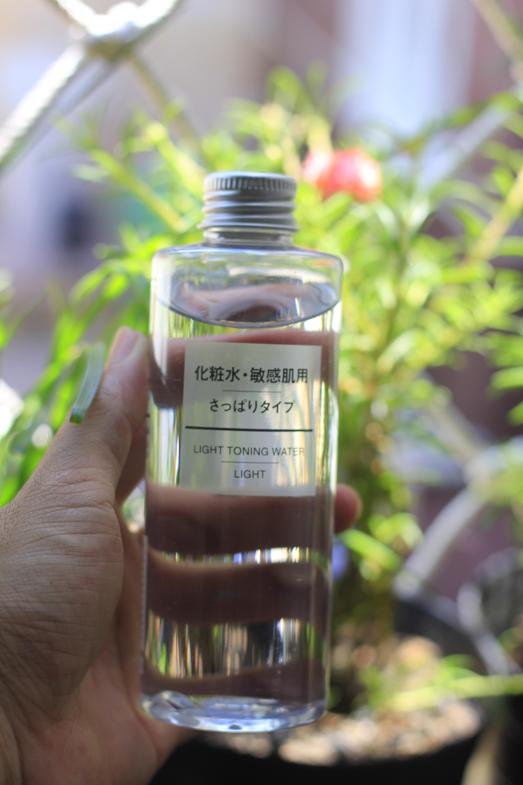 Nước hoa hồng dưỡng ẩm Muji dành cho da dầu