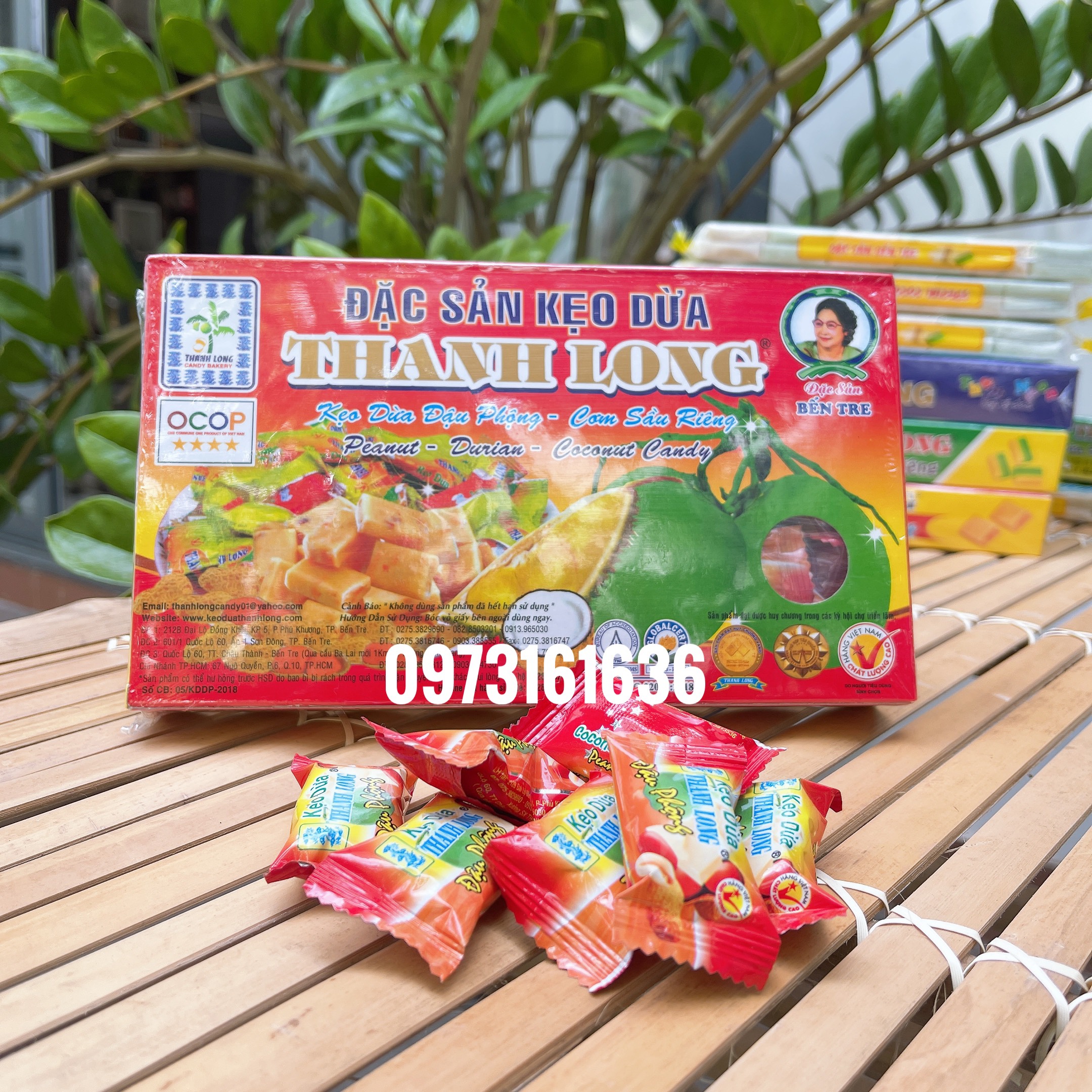 Kẹo dừa đậu phộng sầu riêng Thanh Long- Hộp 400g - Bao bì riêng từng viên kẹo - Đặc Sản Bến Tre