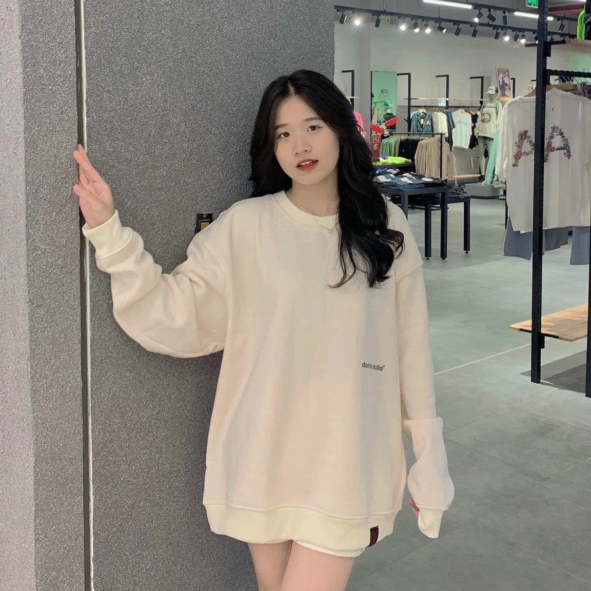 Áo sweater màu KEM dáng rộng, tay dài, màu trơn dành cho nữ, áo sweater