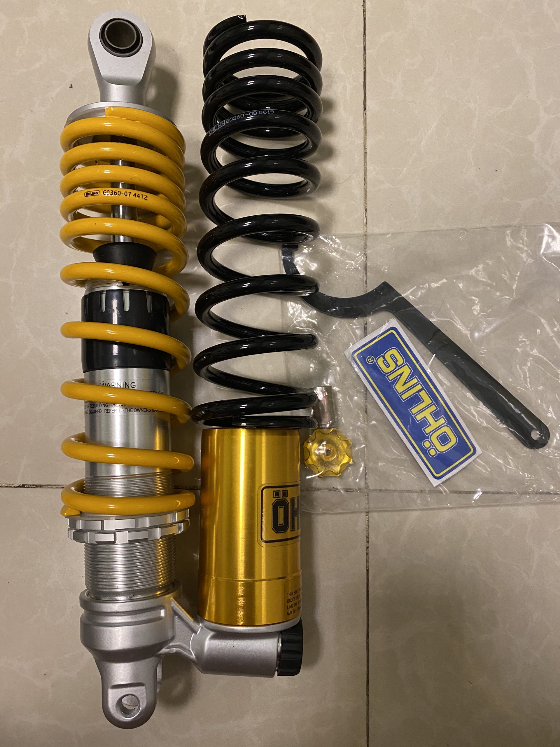 Phuộc nhún sau Ohlins cho các con xe tay ga 1 PHUỘC Vario Vision Click Janus Lead Ultimo ....