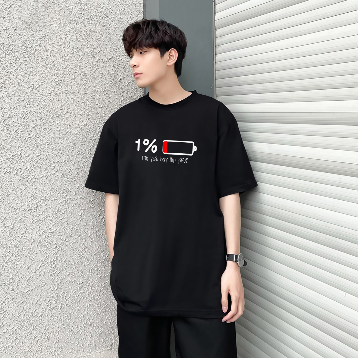 Áo thun unisex nam nữ, với logo in 1% pin basic dễ phối đồ, sản phẩm có 2 màu trắng đen, chất thun cotton thoáng mát