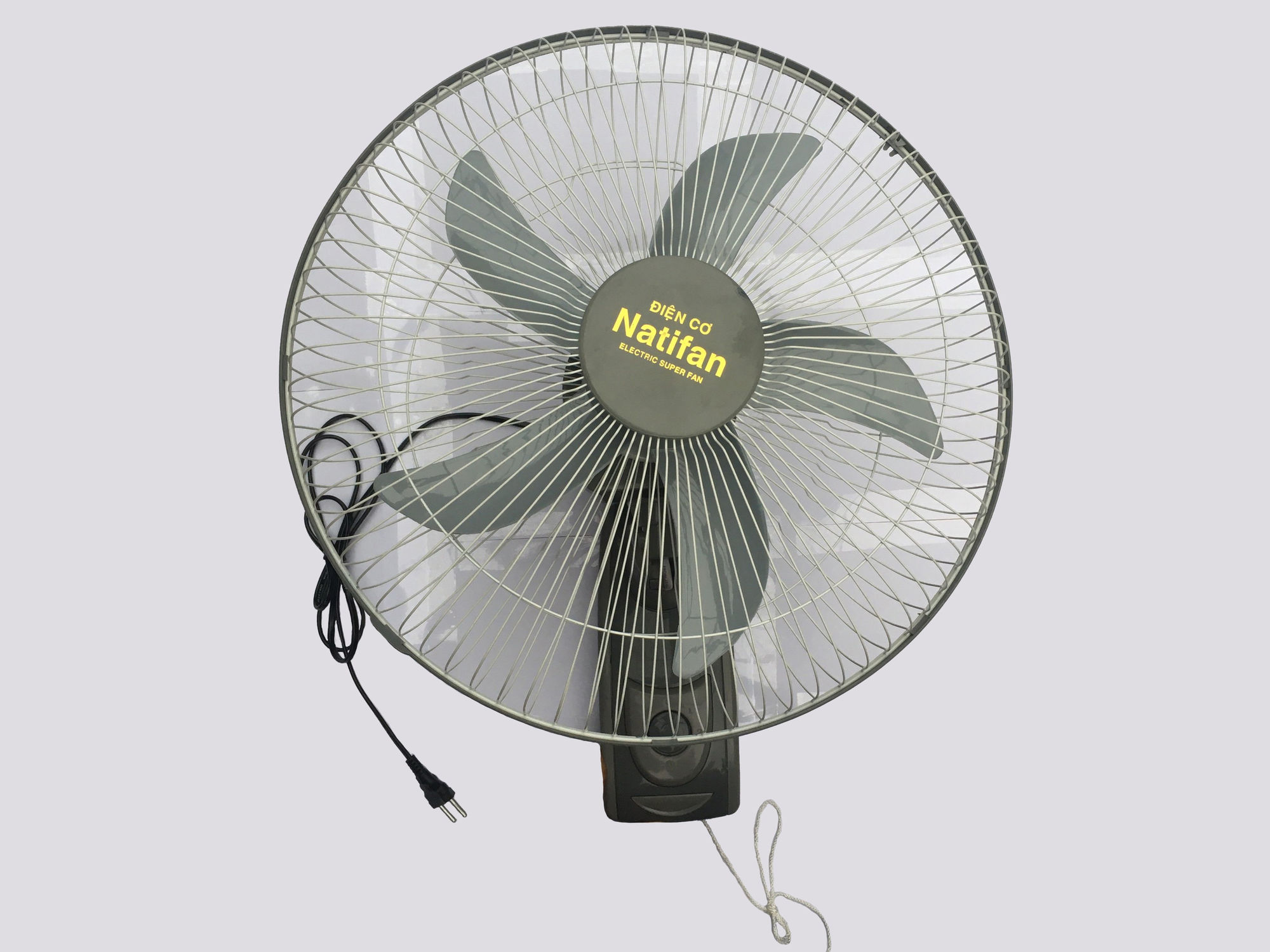 Quạt treo tường 1 dây Natifan B405