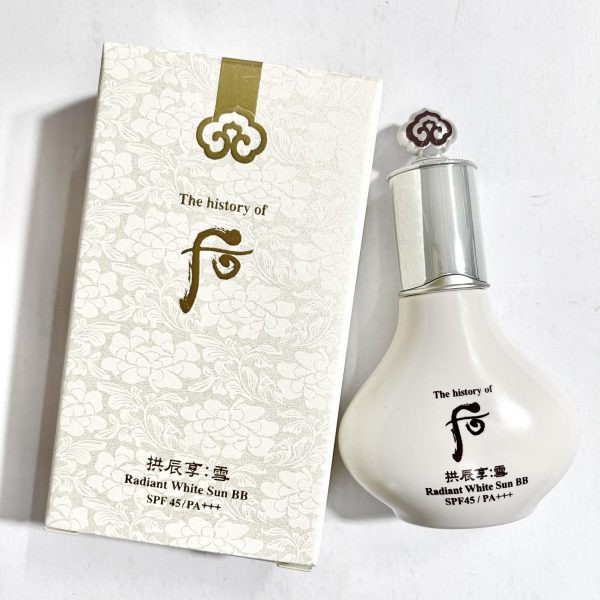 Kem nền mỏng mịn, dưỡng trắng The History of Whoo Gongjinhyang Seol Radiant White Sun BB 40ml SPF45/PA+++