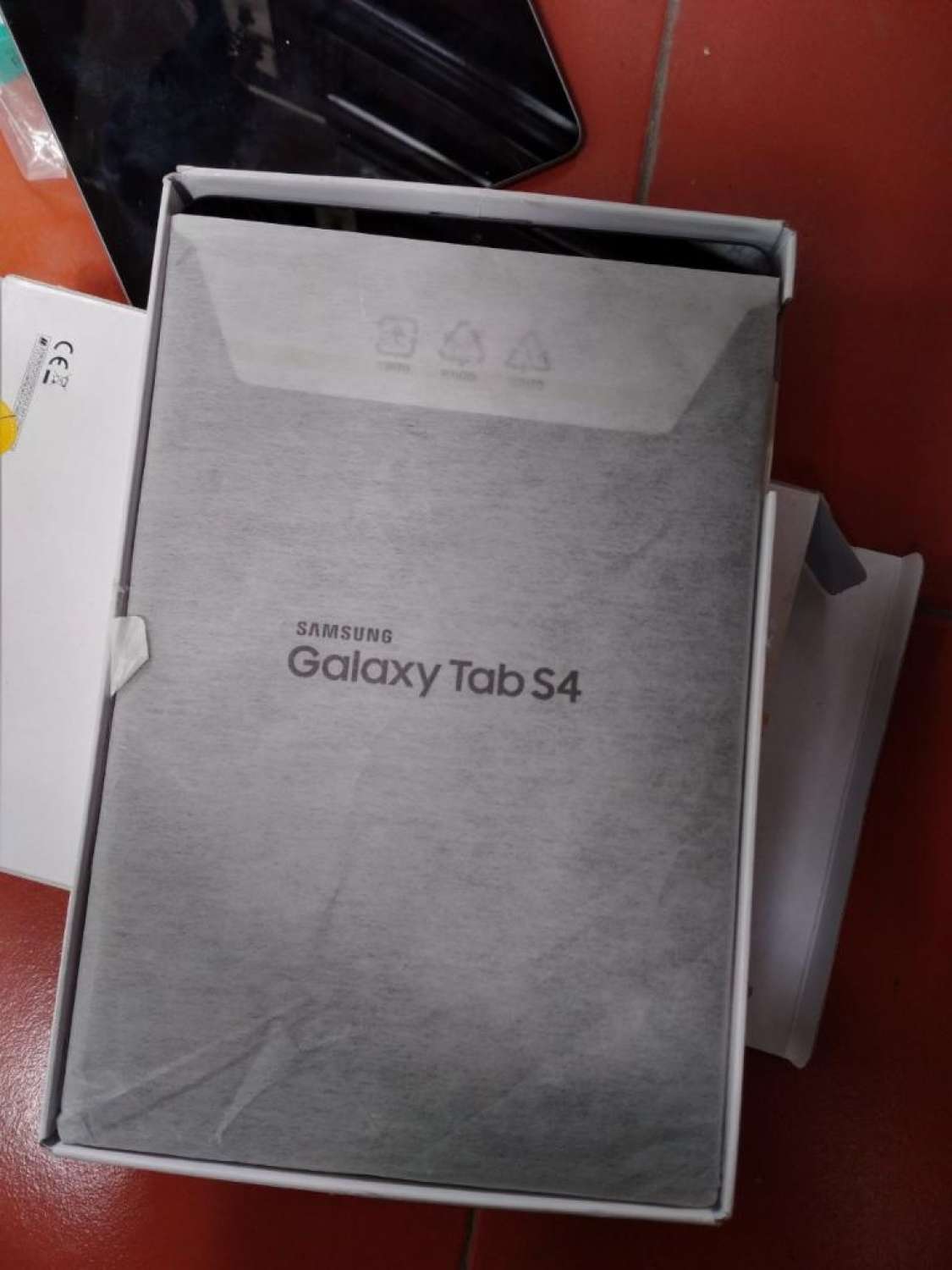 [Trả góp 0%]Máy tính bảng Samsung Galaxy Tab S4 10.5 (99%)bản 4g [add sẵn 2 phần mềm học online tienganh123 luyenthi123 bản quyền trọn đời máy] Độ phân giải 2k màn hình 10.5 inch Chip xử lý Snapdragon 835 pin lên tới 7300