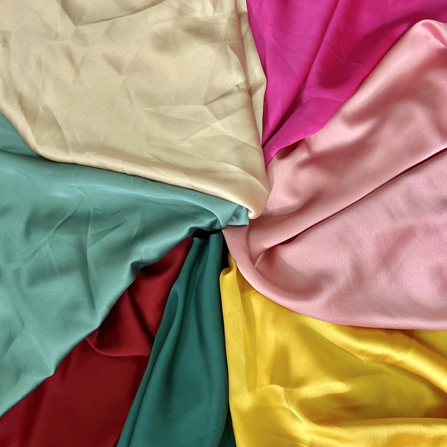 MÀU 2 Vải lụa Satin mềm mịn co giãn, vải trơn may áo dài, đầm váy, đồ bộ không cần lót khổ 1m50 Phượng Thúy