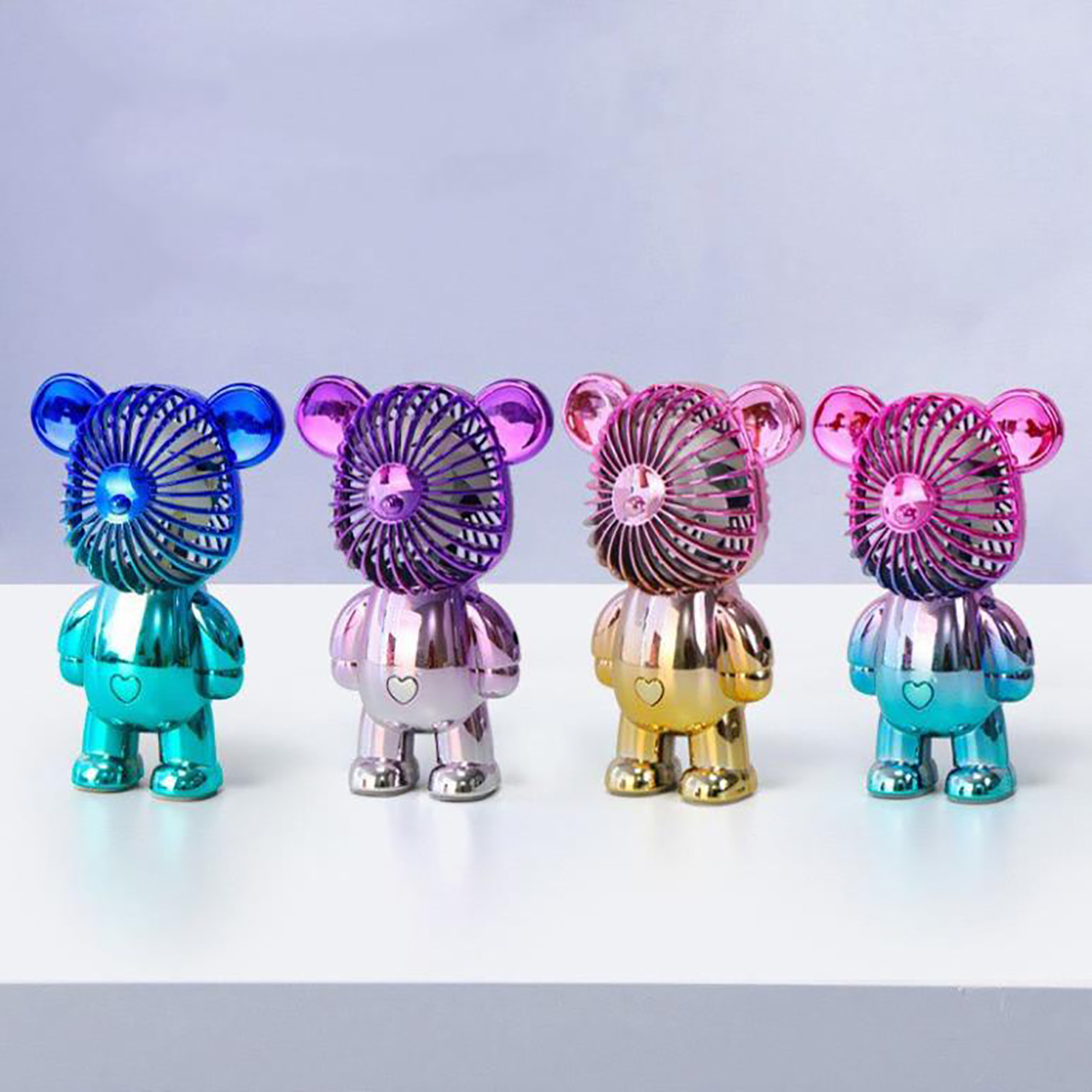 Quạt Mini Cầm Tay Gấu Bearbrick, Quạt Tích Điện Mini Để Bàn Decor Siêu Dễ Thương Có Sạc USB