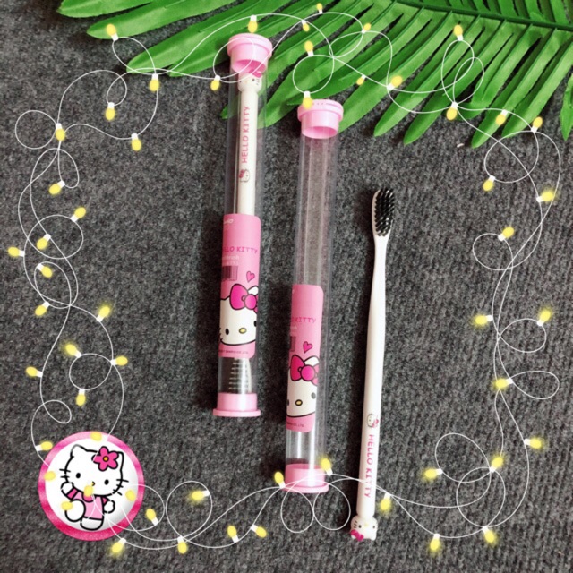 Bàn Chải Đánh Răng Hello Kitty
