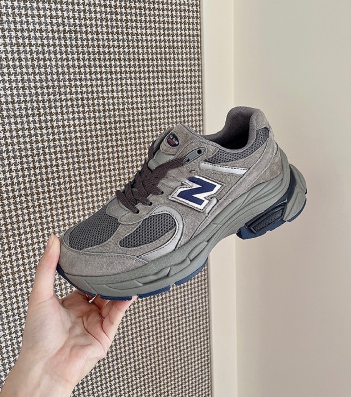 Lịch sử giá Fall 2022 new leather NB2002R tuples grey sports shoes leisure  sports torre tide restoring ancient ways women shoes cập nhật 3/2023 -  BeeCost