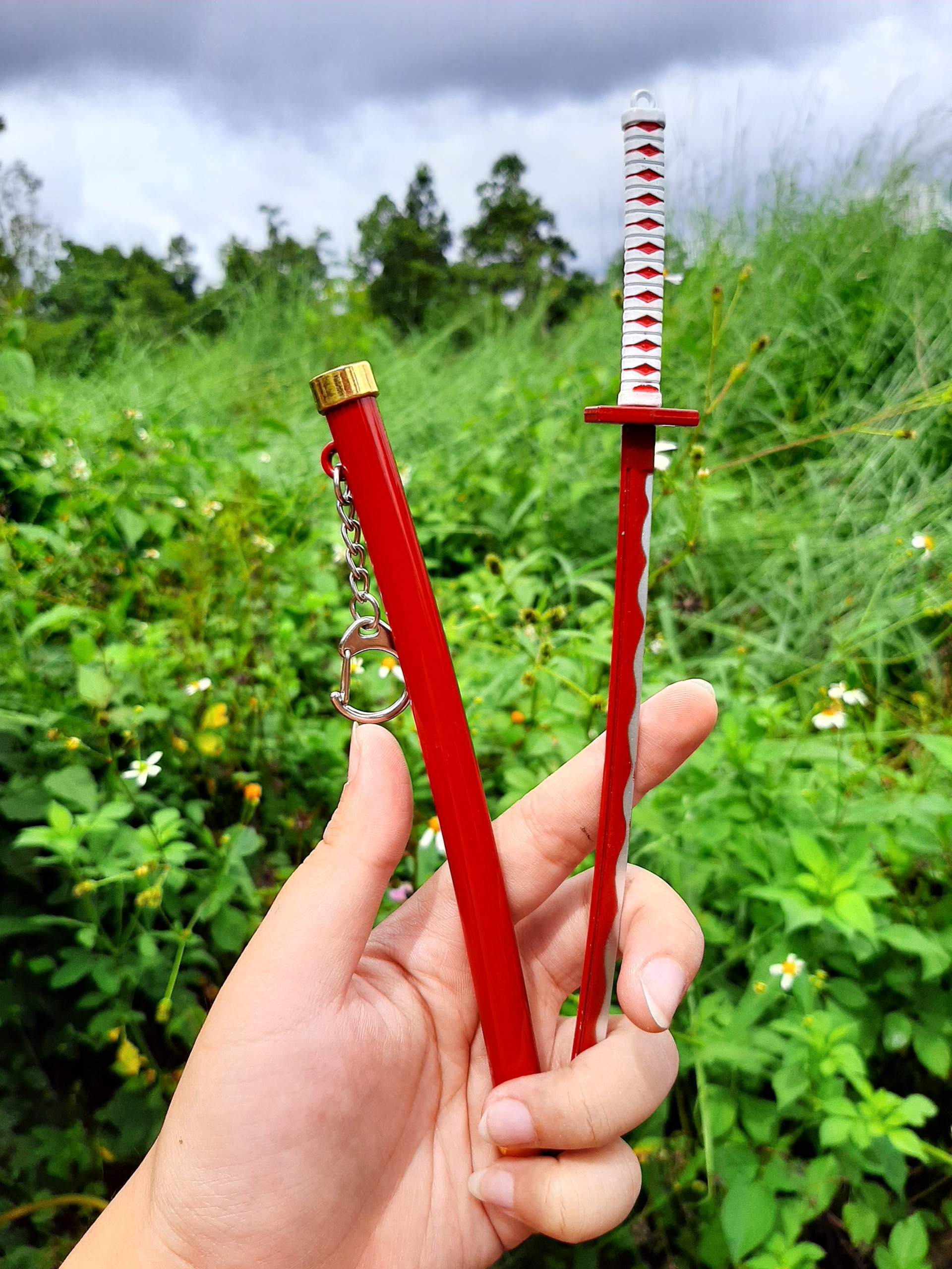 Móc khóa kiếm One piece 22cm - Tặng đế kiếm - One Piece - Baystore